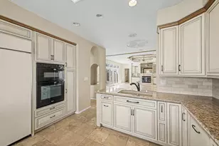 8407 E Del Camino Dr, Scottsdale, AZ 85258 - Photo 15