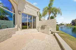 8407 E Del Camino Dr, Scottsdale, AZ 85258 - Photo 5