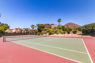 4446 E Camelback Rd, Phoenix, AZ 85018 - Photo 53
