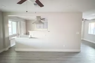 5837 W Pierson St, Phoenix, AZ 85031 - Photo 21