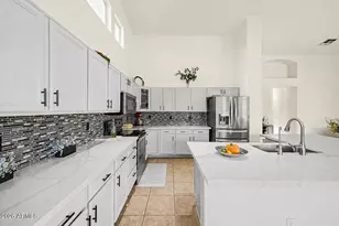 8663 W Yukon Dr, Peoria, AZ 85382 - Photo 5
