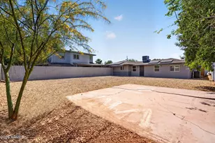 2221 N 27th St, Phoenix, AZ 85008 - Photo 33