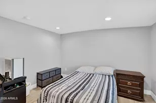 2221 N 27th St, Phoenix, AZ 85008 - Photo 25