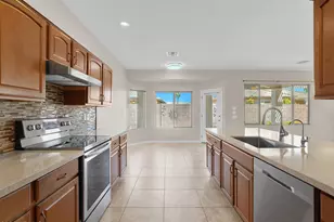 3796 E Rolling Green Way, Chandler, AZ 85249 - Photo 9