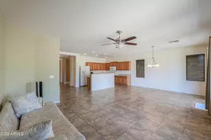1672 E Elaine Ct, Casa Grande, AZ 85122 - Photo 17