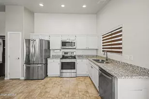 17442 N 28th Dr, Phoenix, AZ 85053 - Photo 7
