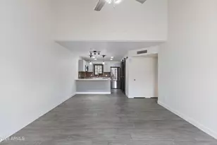 2118 E Center Ln, Tempe, AZ 85281 - Photo 7