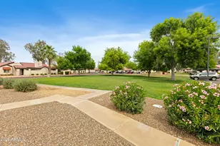 2118 E Center Ln, Tempe, AZ 85281 - Photo 27