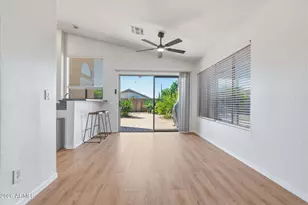 4321 E Rowel Rd, Phoenix, AZ 85050 - Photo 11