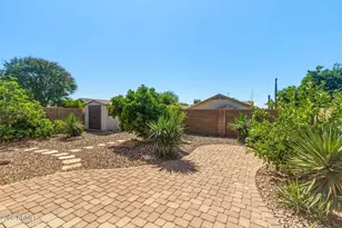 4321 E Rowel Rd, Phoenix, AZ 85050 - Photo 31