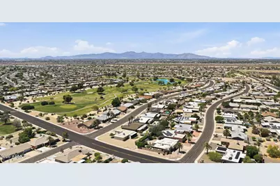 10702 W Willowbrook Drive, Sun City, AZ 85373 - Photo 47