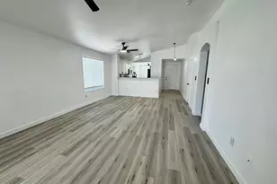 11254 W Locust Ln, Avondale, AZ 85323 - Photo 3