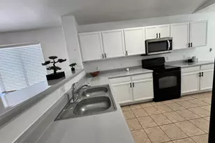 11254 W Locust Ln, Avondale, AZ 85323 - Photo 5