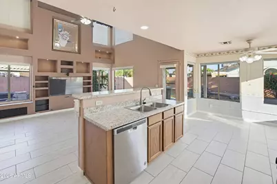 13231 N 82nd Drive, Peoria, AZ 85381 - Photo 7