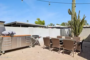 8342 E Keim Dr, Scottsdale, AZ 85250 - Photo 21