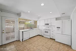 225 N Standage, Mesa, AZ 85201 - Photo 11