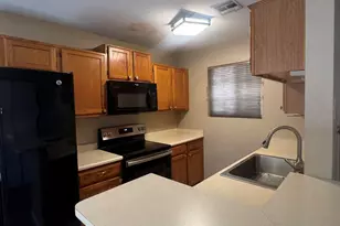7020 W Olive Ave, Peoria, AZ 85345 - Photo 5
