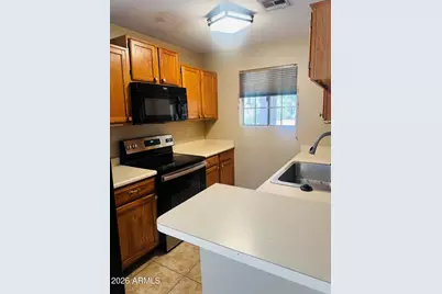 7020 W Olive Avenue #224, Peoria, AZ 85345 - Photo 11
