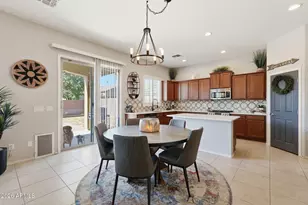 11959 W Patrick Ln, Sun City, AZ 85373 - Photo 19