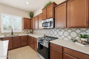 11959 W Patrick Ln, Sun City, AZ 85373 - Photo 13
