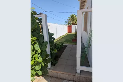 5634 N 39th Avenue, Phoenix, AZ 85019 - Photo 37
