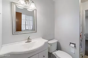 3922 W Sierra Vista Dr, Phoenix, AZ 85019 - Photo 7