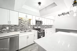 629 N Mesa Dr, Mesa, AZ 85201 - Photo 9