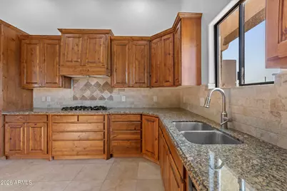 5580 E 10th Avenue, Apache Junction, AZ 85119 - Photo 9