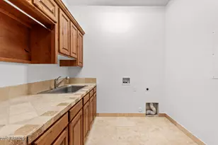 5580 E 10th Ave, Apache Junction, AZ 85119 - Photo 37