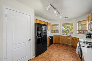 1183 N 159th Dr, Goodyear, AZ 85338 - Photo 9
