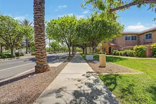 905 S Osborn Ln, Gilbert, AZ 85296 - Photo 33
