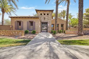 905 S Osborn Ln, Gilbert, AZ 85296 - Photo 35