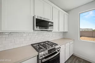 15233 W Gray Fox Trl, Surprise, AZ 85387 - Photo 15