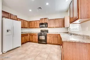 16003 N Cristine Ln, Surprise, AZ 85388 - Photo 11