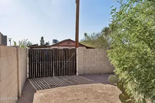3944 N 14th St, Phoenix, AZ 85014 - Photo 43