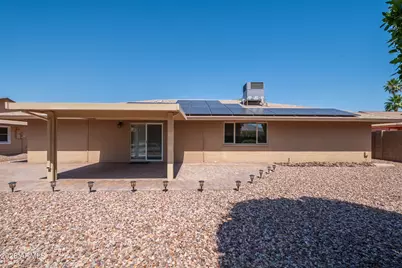 11037 W Meade Drive, Sun City, AZ 85351 - Photo 5