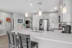 2511 W Queen Creek Rd, Chandler, AZ 85248 - Photo 7