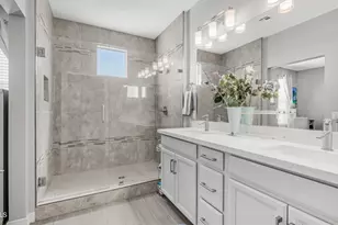 2511 W Queen Creek Rd, Chandler, AZ 85248 - Photo 17