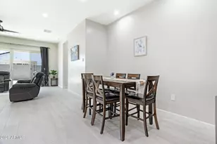 10305 W Deanna Dr, Peoria, AZ 85382 - Photo 15