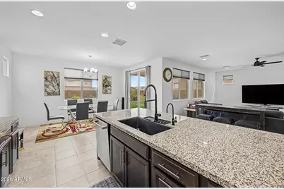 9015 W Oregon Avenue, Glendale, AZ 85305 - Photo 11