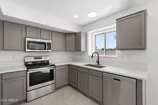 221 E Inglewood St, Mesa, AZ 85201 - Photo 17