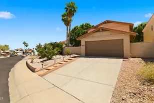 4405 E Estes Way, Phoenix, AZ 85044 - Photo 3