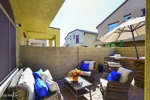 2725 E Mine Creek Rd, Phoenix, AZ 85024 - Photo 23