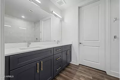 3131 N Central #4011, Phoenix, AZ 85012 - Photo 23