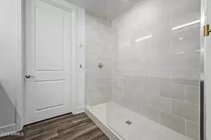 3131 N Central Ave, Phoenix, AZ 85012 - Photo 21