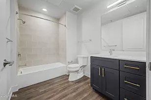 3131 N Central Ave, Phoenix, AZ 85012 - Photo 29
