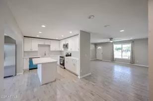 4610 N 48th Dr, Phoenix, AZ 85031 - Photo 11