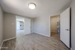4610 N 48th Dr, Phoenix, AZ 85031 - Photo 15