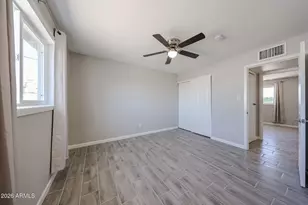 4610 N 48th Dr, Phoenix, AZ 85031 - Photo 27