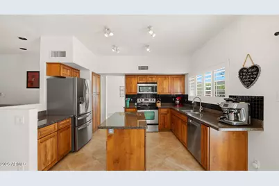 219 W Ensueno Street, Gilbert, AZ 85233 - Photo 17